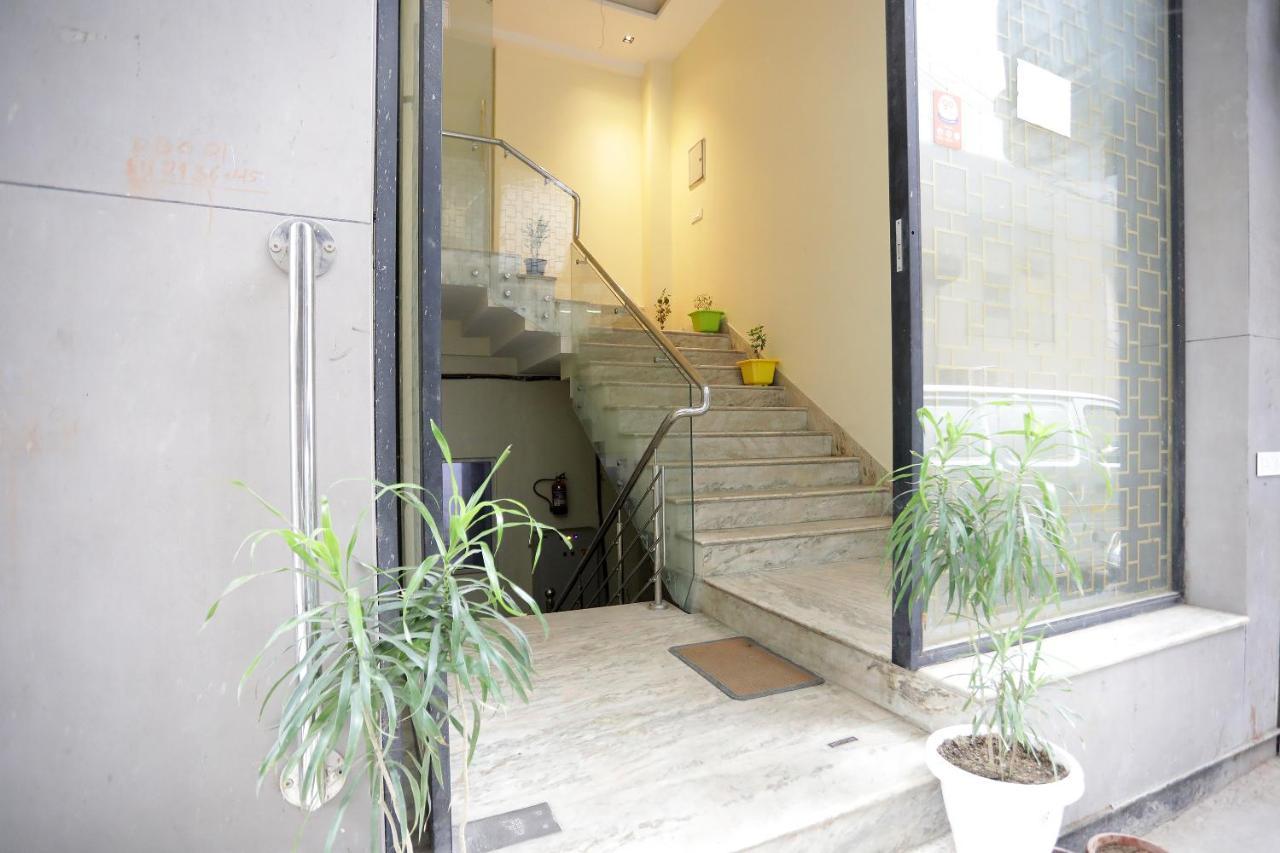 Hotel Good Vibe Near Delhi Igi Airport Neu-Delhi Exterior foto