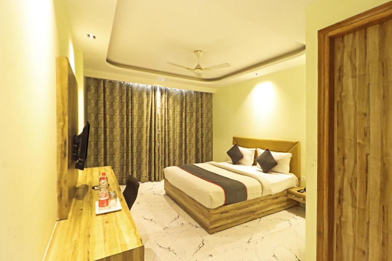 Hotel Good Vibe Near Delhi Igi Airport Neu-Delhi Exterior foto