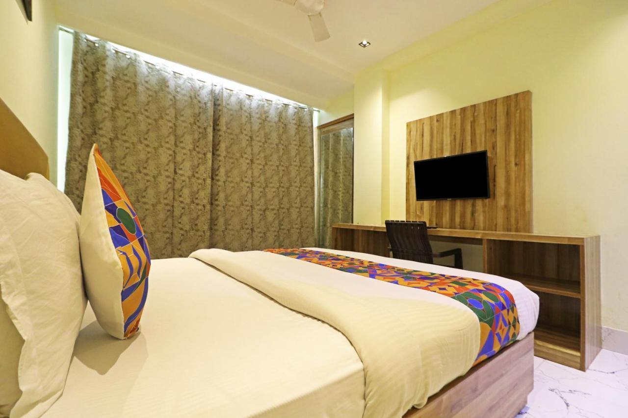 Hotel Good Vibe Near Delhi Igi Airport Neu-Delhi Exterior foto